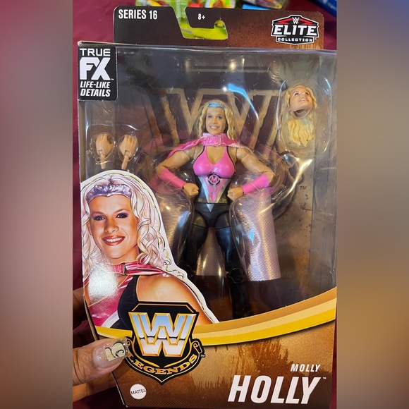 MOLLY HOLLY ACTION FIGURE - Picture 1 of 2